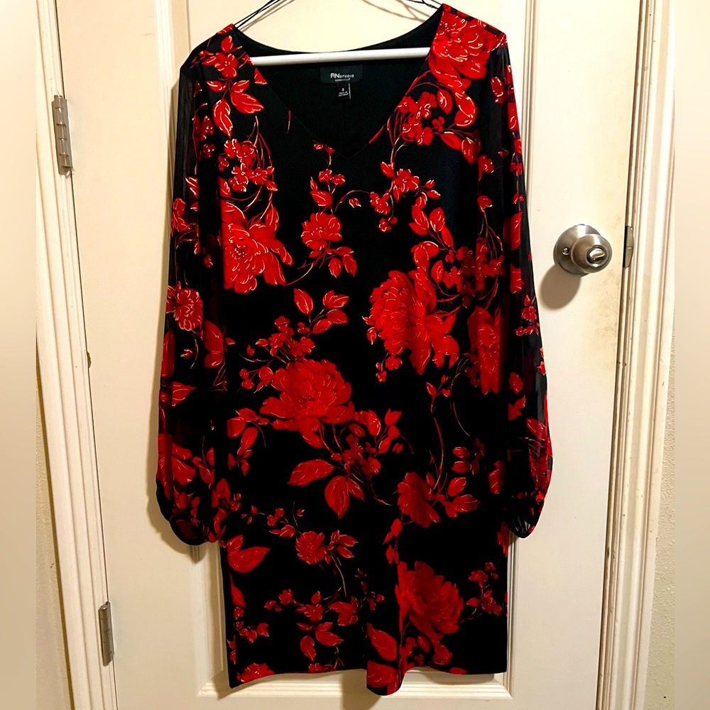 Black/Red Dress